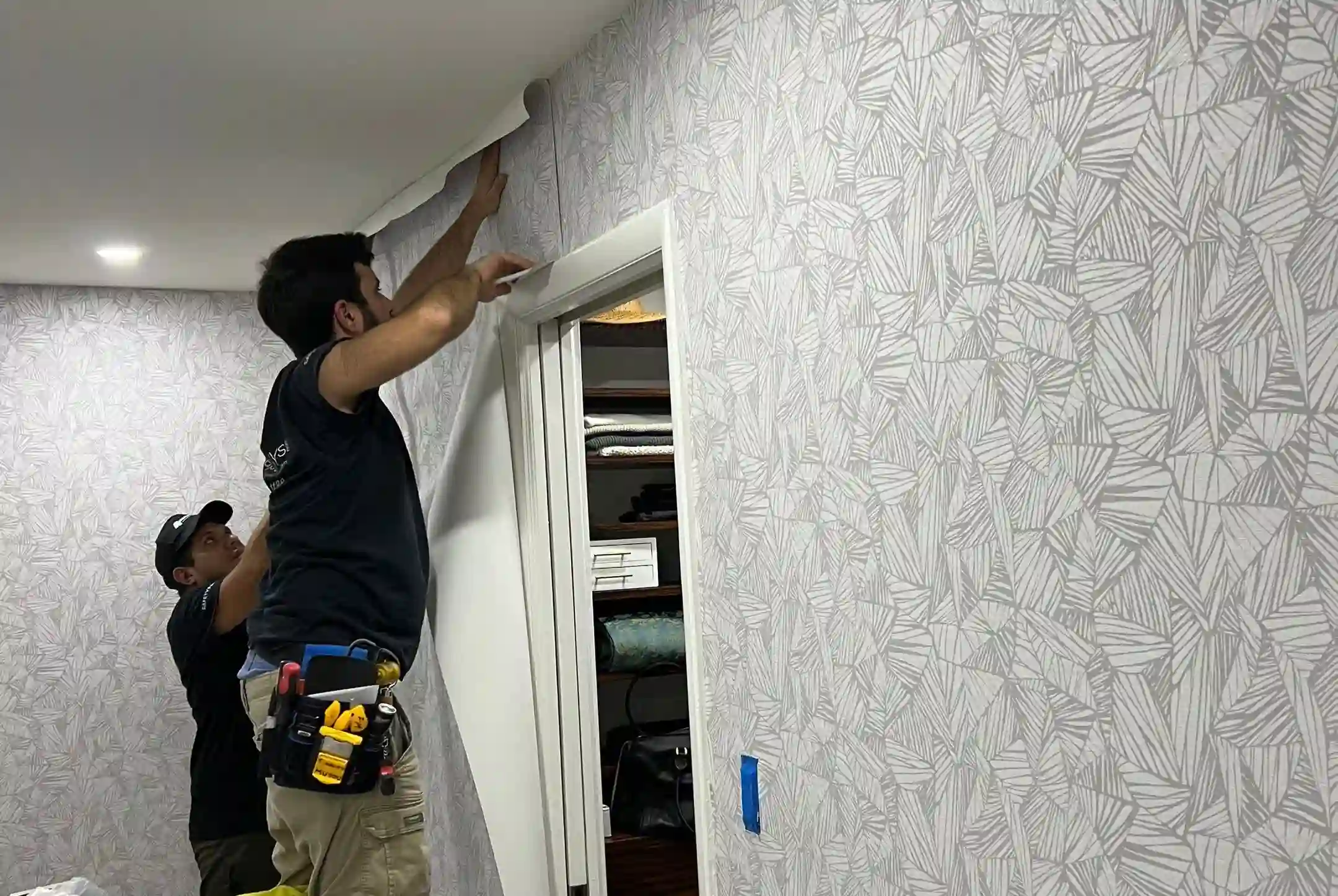 Wallpaper installation service in Kenosha, WI
